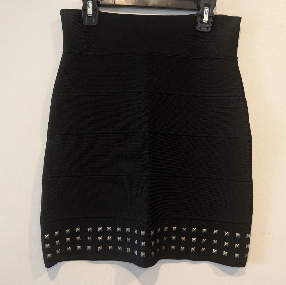 BCBGMaxAzria Black Bandage Mini Skirt Studded Hem Bodycon Size Small